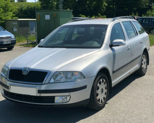 pujcim skoda octavia olomouc